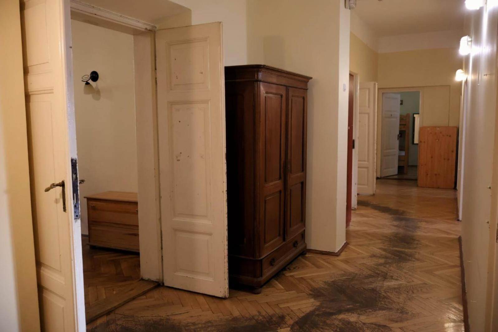 50 People Apartment Krakau Exterior foto